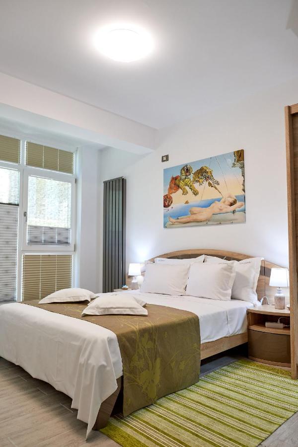 Crystal 26 Apartment - Spa Pool Beach Resort Navodari Bagian luar foto